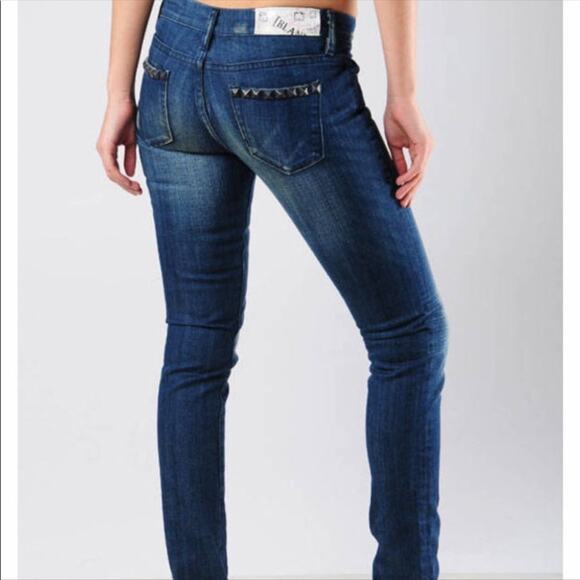 BlankNYC Distressed Studded Skinny Jeans Sz 27 - Picture 4 of 13